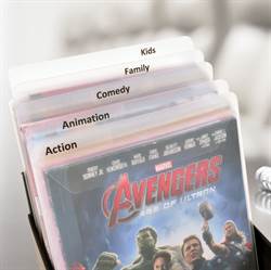 Dvd-tabbladen incl. labels met voorbedrukte filmgenres - 16 st. 